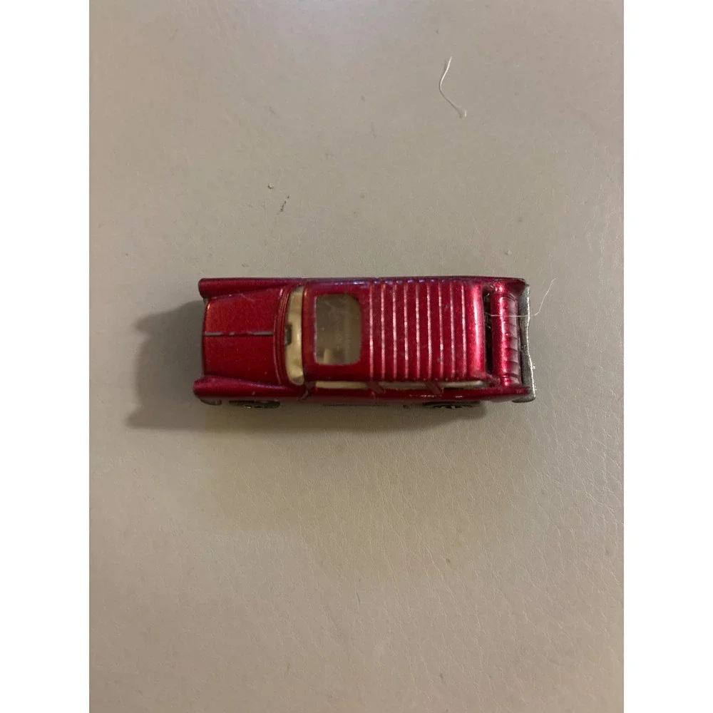 Hot Wheels 55 Chevy Nomad Unisex 1:64 Red Good Metallic Sunroof‎ 1969 Base